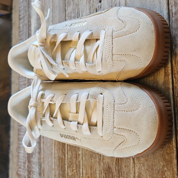 Puma Suede Sneakers in Cream and Brown - Picture 2 of 5